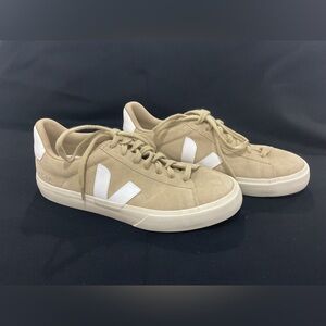 VEJA | Campo Mens Casual Trainers in Dune White | 8.5